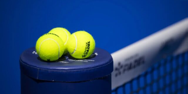 Une-balle-de-padel-en-bon-etat-un-detail-qui-peut-changer-votre-jeu-et-votre-sante.jpg